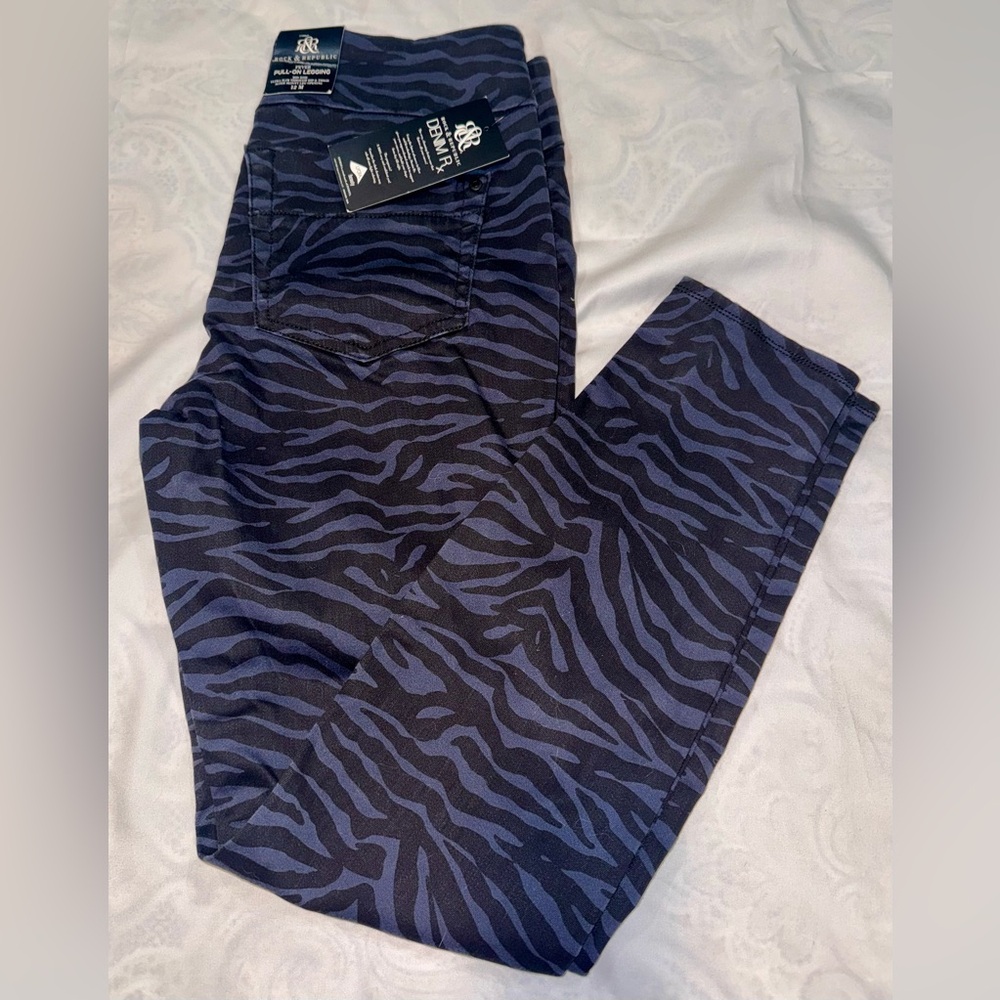 ROCK & REPUBLIC Jeans Fever Slimming Denim RX Pull On Zazzy Zebra R011876 Sz 12M